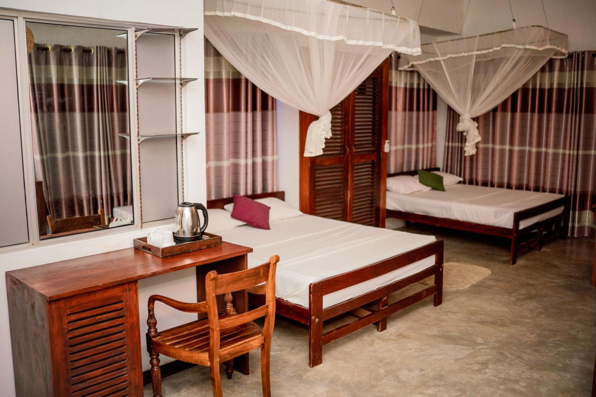 Hotel Bienvenido Cozy Madiha Matara Habitación foto