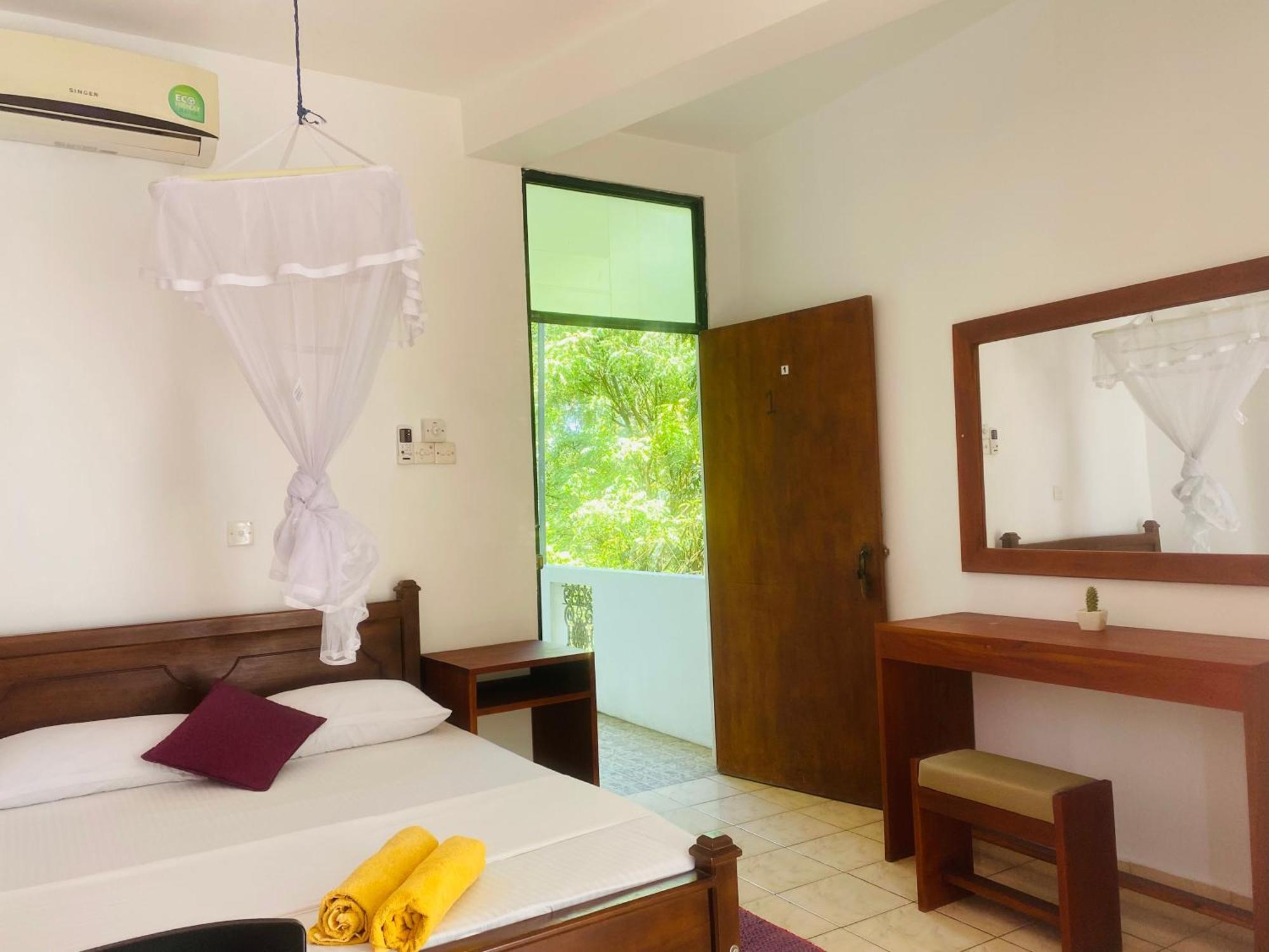 Hotel Bienvenido Cozy Madiha Matara Habitación foto