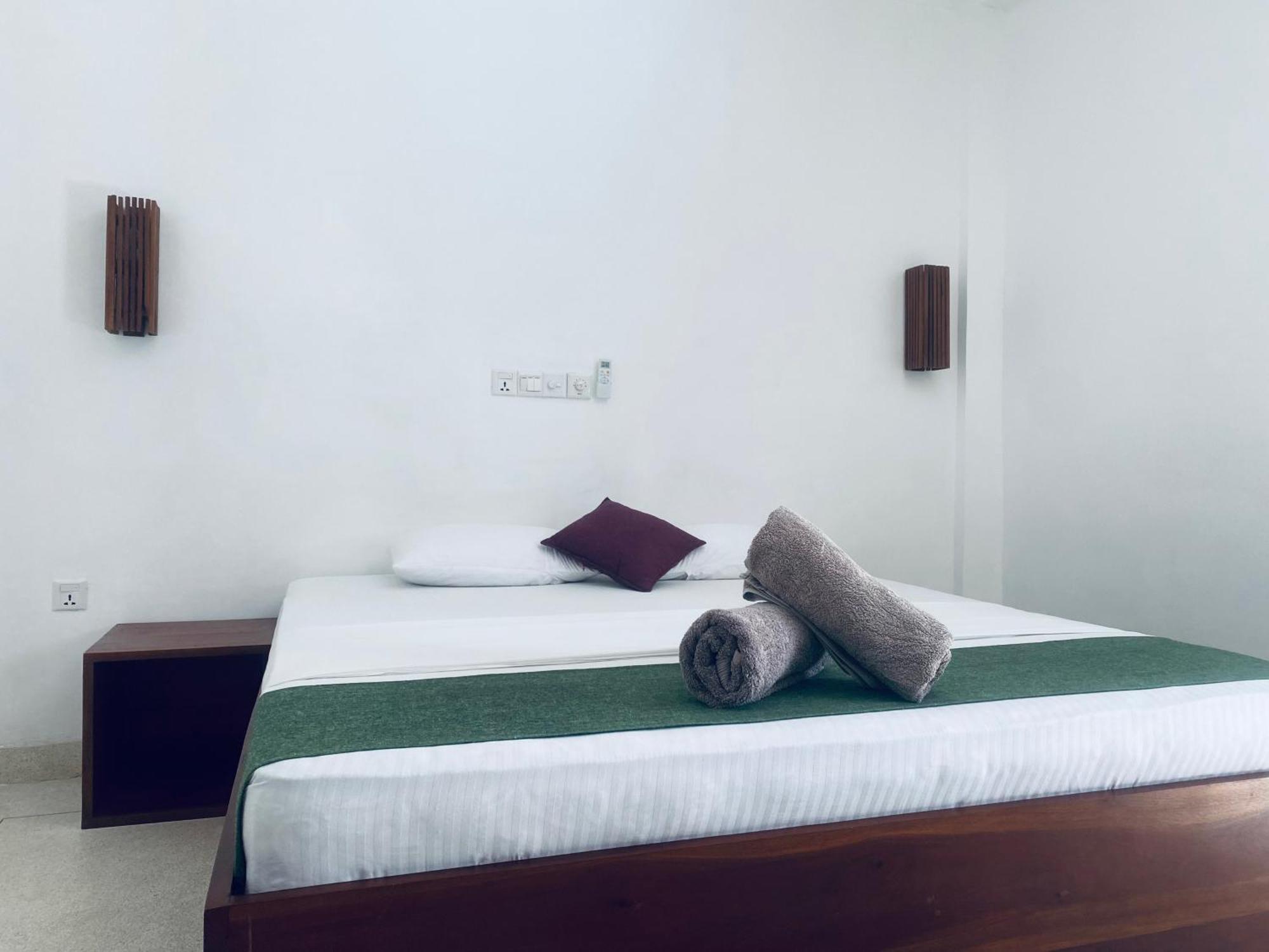 Hotel Bienvenido Cozy Madiha Matara Habitación foto